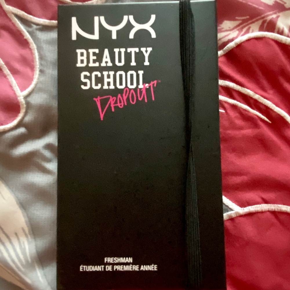 NYX Beauty School Dropout Palette
